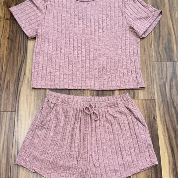 Three sets of pajamas! - Picture 5 of 5